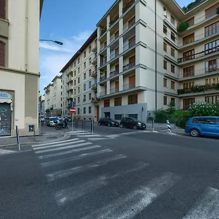 Apartment Esclusivo Fiorentino 120mq Netflix, Ac