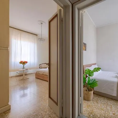Appartamento Esclusivo Fiorentino 120mq Netflix, Ac *